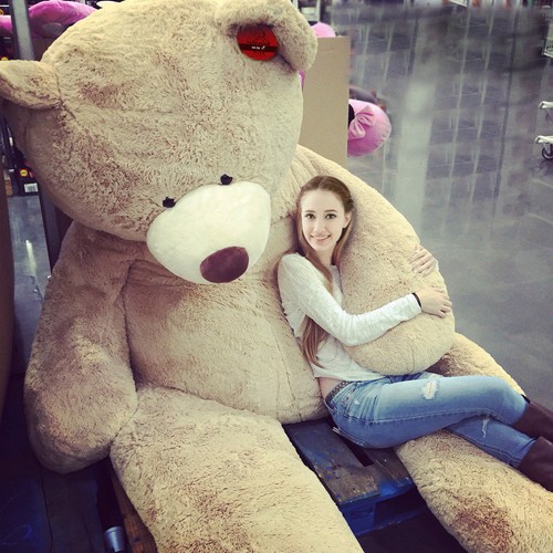 200 brown giant - 78",
