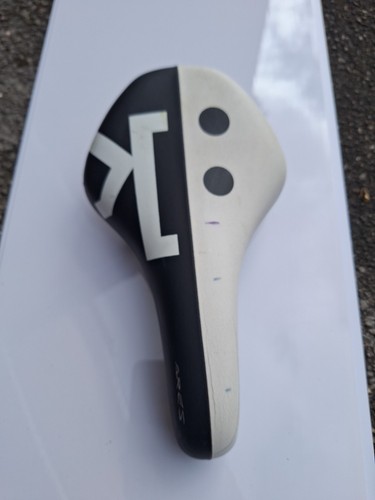 Fizik ares saddle - saddle, black