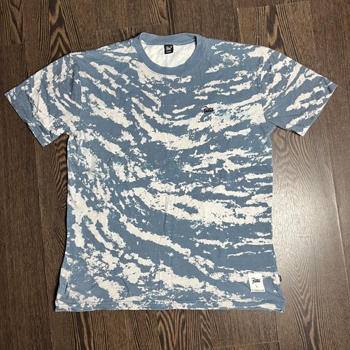 Blue white patta - &,