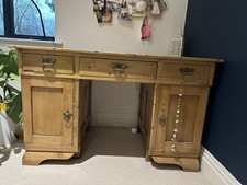 Pine antique Style Desk