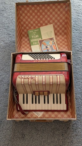 Hohner bass piano accordion - bass,