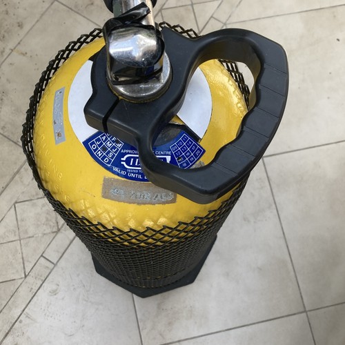 Yellow vintage scuba - yellow,