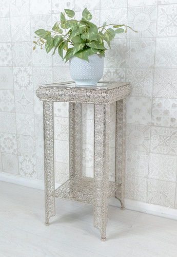 Silver embossed metal glass - metal,