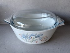 Pyrex Blue Iris Casserole Dish With Lid 23cm Please See Pictures Small Chip Lid
