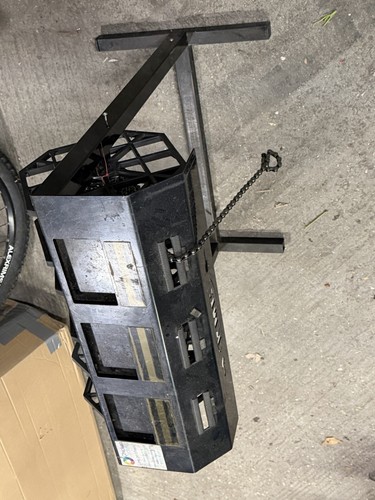 Bicycle chain roller storage - bicycle,