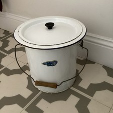 VINTAGE GERMAN WHITE ENAMEL CHAMBER/COMPOST POT WITH LID & WOODEN HANDLE.