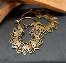 Brass earring mandala elegant spades ear lobe piercing 