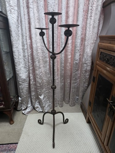 Large wrought iron floor - large,