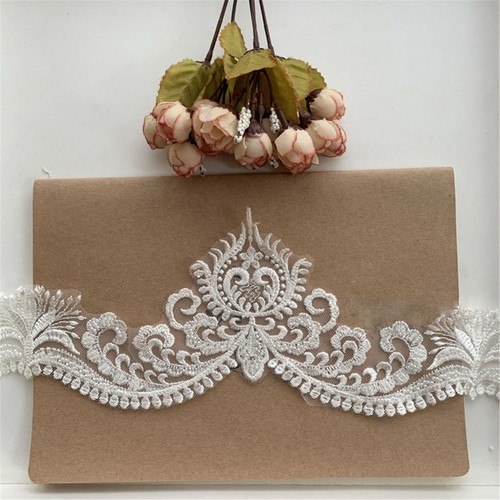 Embroidery veiling costume - veiling,