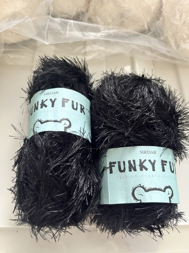 Funky fur yarn - funky, dk
