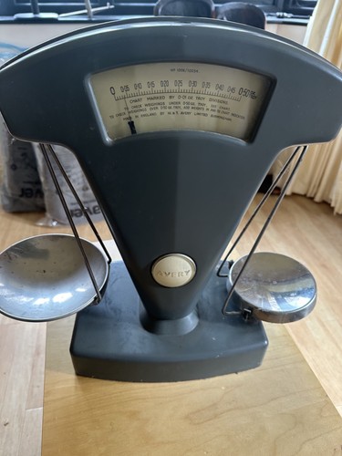 Vintage avery weighing scales - avery,