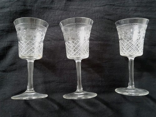 Three pall mall lady - pall,