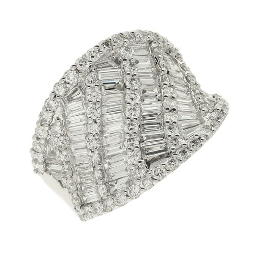 18ct white gold - white, saddle