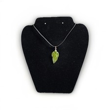 Green Amber leaf shape