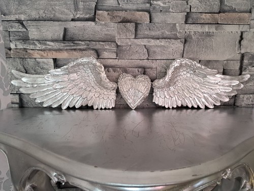 Silver angel wings wall art