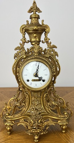 Clock vintage style brass - style,