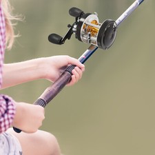 Round Baitcasting Reel