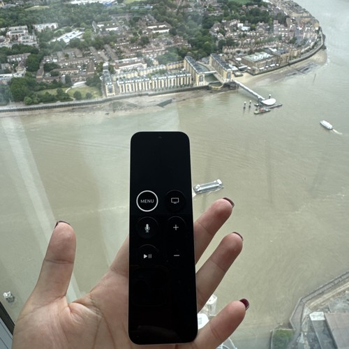 Apple siri remote - siri,