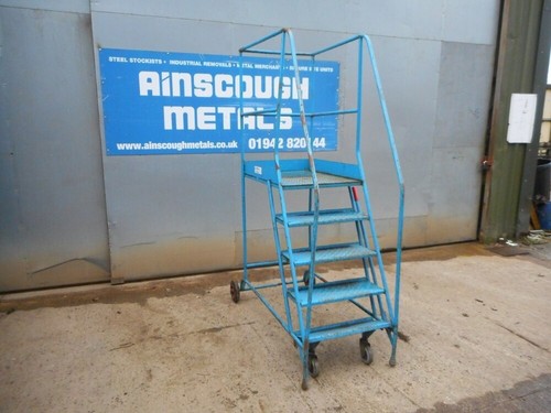 Used mobile warehouse step - used,