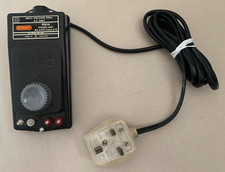 HORNBY R914 TRAIN SPEED CONTROLLER POWER UNIT /TRANSFORMER A.C  D.C OUTPUTS WORK