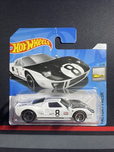 Hot wheels ford - hot,