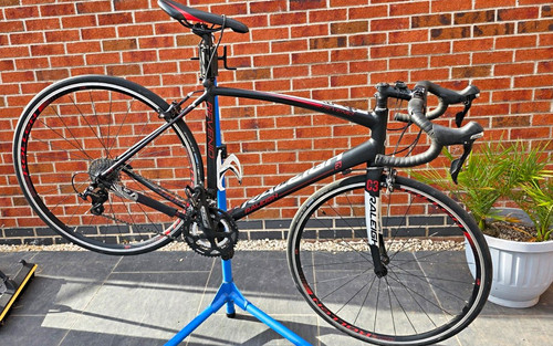 Raleigh revenio road bike - raleigh,
