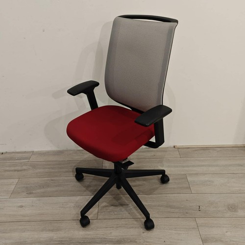 Steelcase reply operator - steelcase,