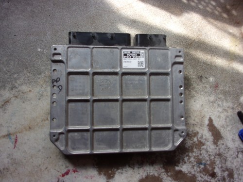 Toyota avensis ecu - toyota,