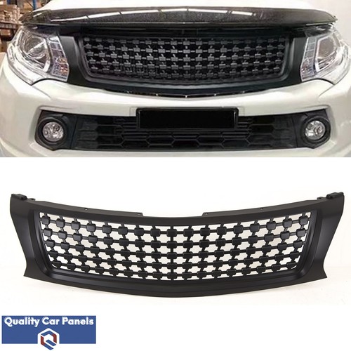 Front bumper grille badgless - front,
