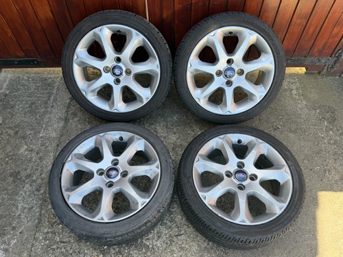 Set ford fiesta - fiesta, titanium