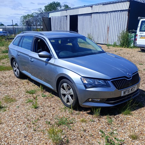 Skoda superb hatchback 0 - superb,
