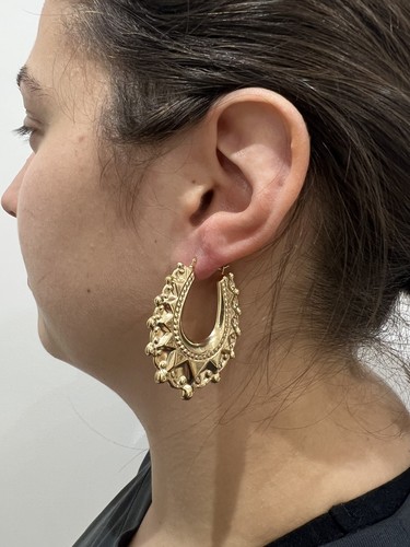 Huge 9ct yellow gold - yellow,