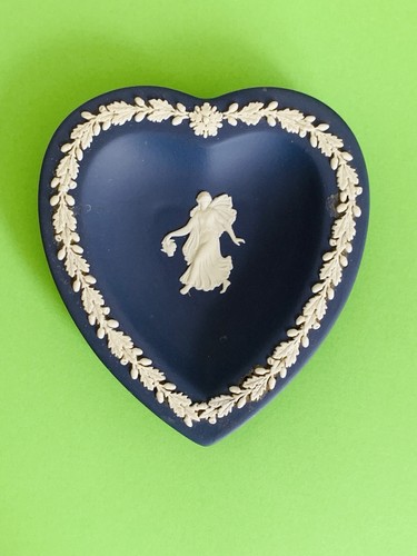 Vintage wedgwood dark blue - vintage,