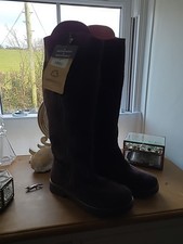 Cabotswood Boots Size 5