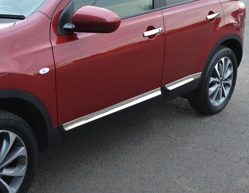 Chrome side door streamer trim - side,