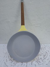 Vintage Le Creuset Cast Iron Frying Pan Skillet 28cm Yellow Long Wood Handle