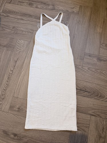 Zara white cable knit cross