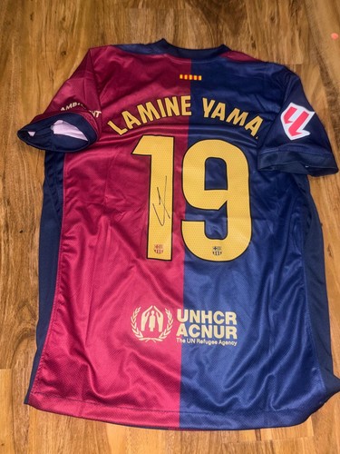 Lamine yamal hand signed - yamal,