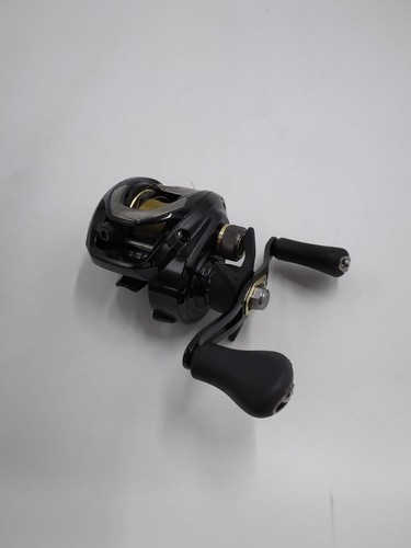 Daiwa bass baitcast reel - 80,