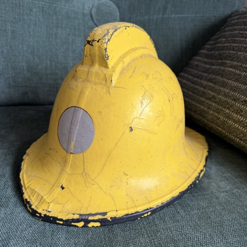 Fireman helmet fire - fire, brigade