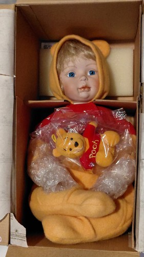 Ashton drake winnie the pooh - ashton,