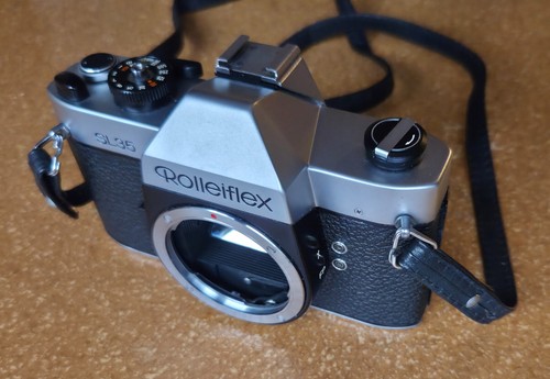 Rollei sl35 camera - sl35, near