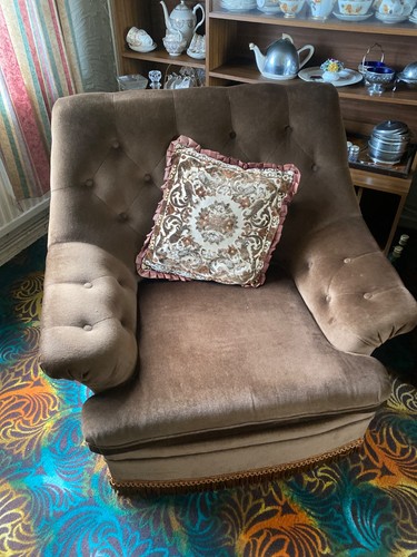 Seater settee and - 3,