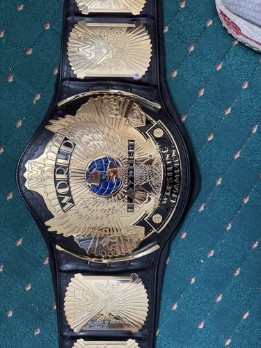 Wwf licensed winged eagle - wwf,