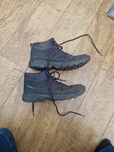 Size quechua walking boots - quechua,