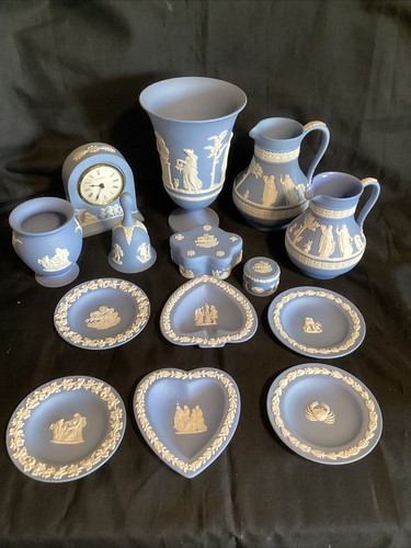 Wedgwood blue jasperware - blue, job