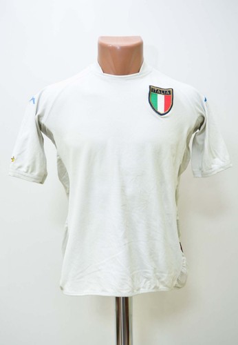 Italy 2002 away football - away,