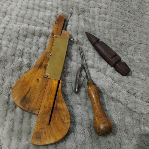 Vintage rug making browns - vintage,