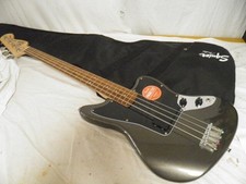 Squier by Fender Jaguar Bass