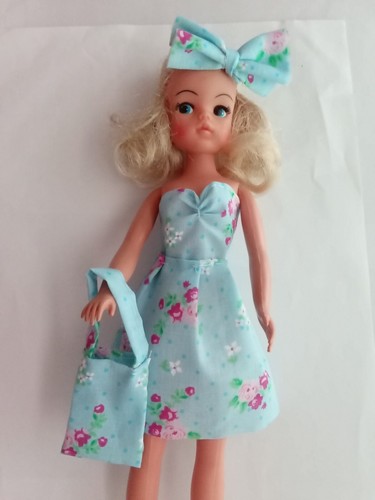 Clothes and accessories fits - clothes,